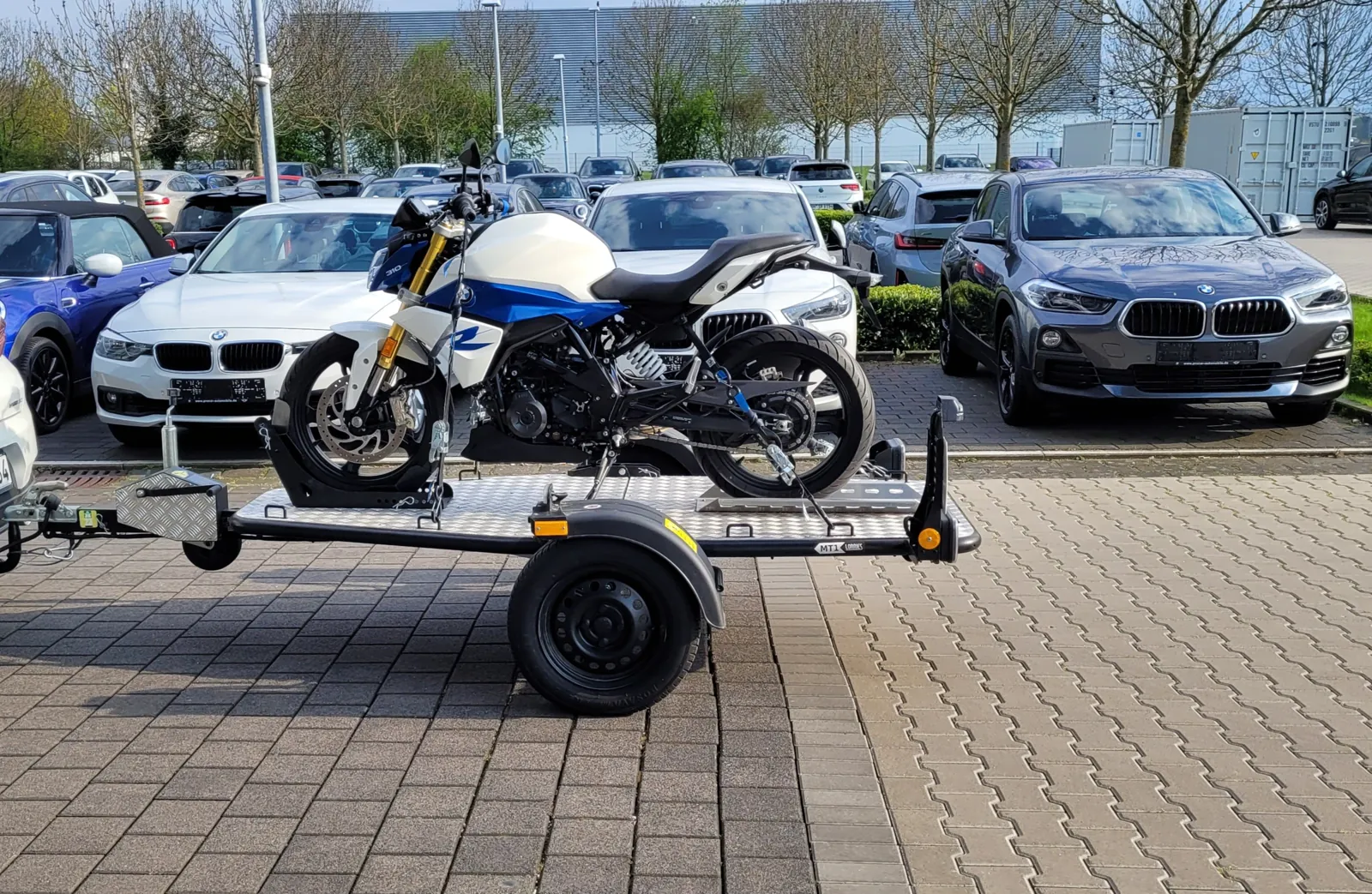 Absenk-Trailer 550kg – Foto 6